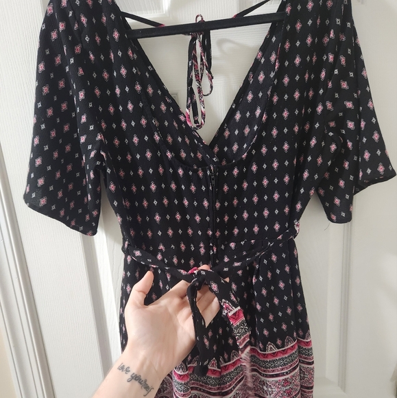 Romper - Picture 3 of 5